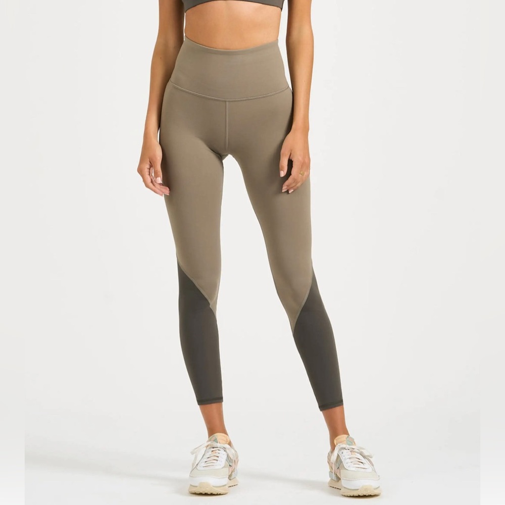Vuori Women’s Colorblock Studio Legging XS